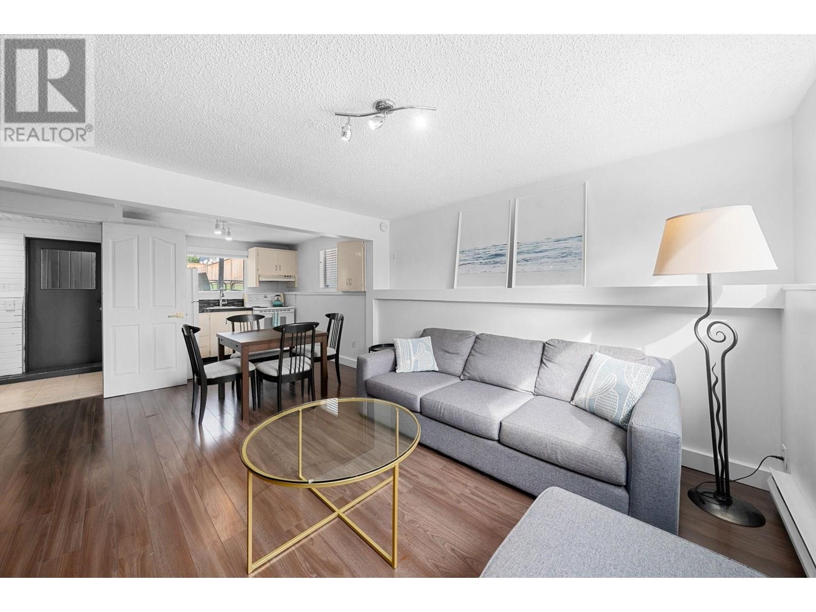 Photo 26 of 530 W 14th Street, North Vancouver BC