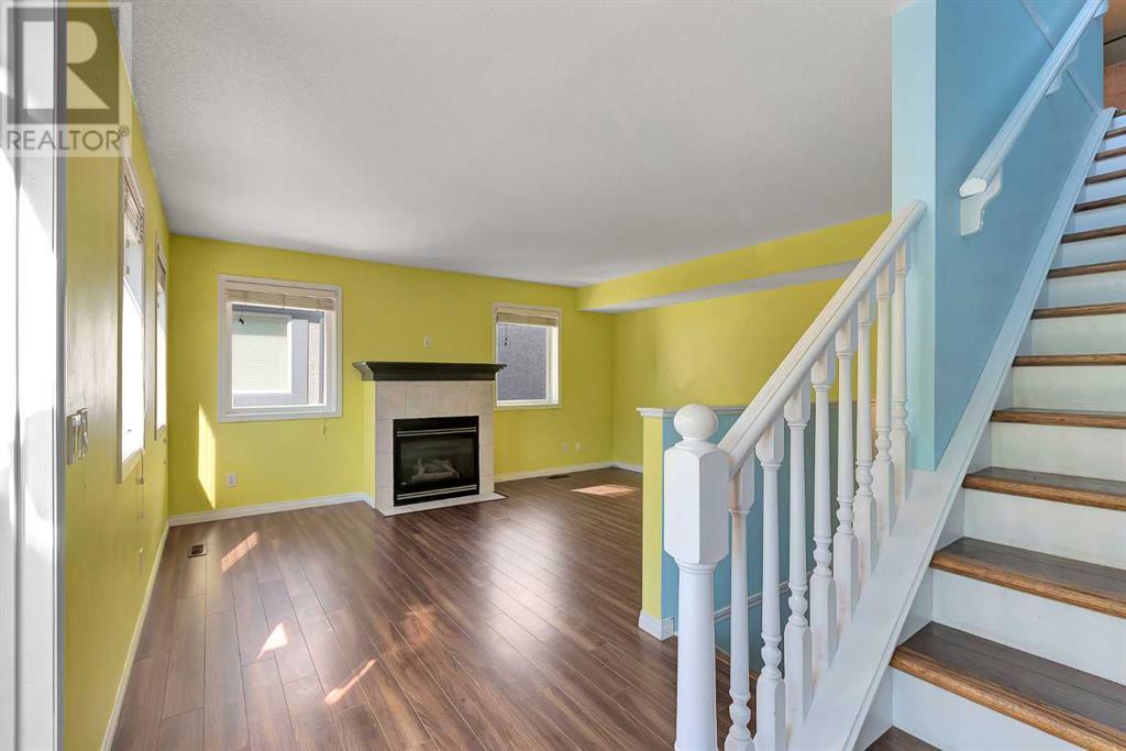 Single Family House for Sale in  Simcoe Place SW Signal Hill Calgary 