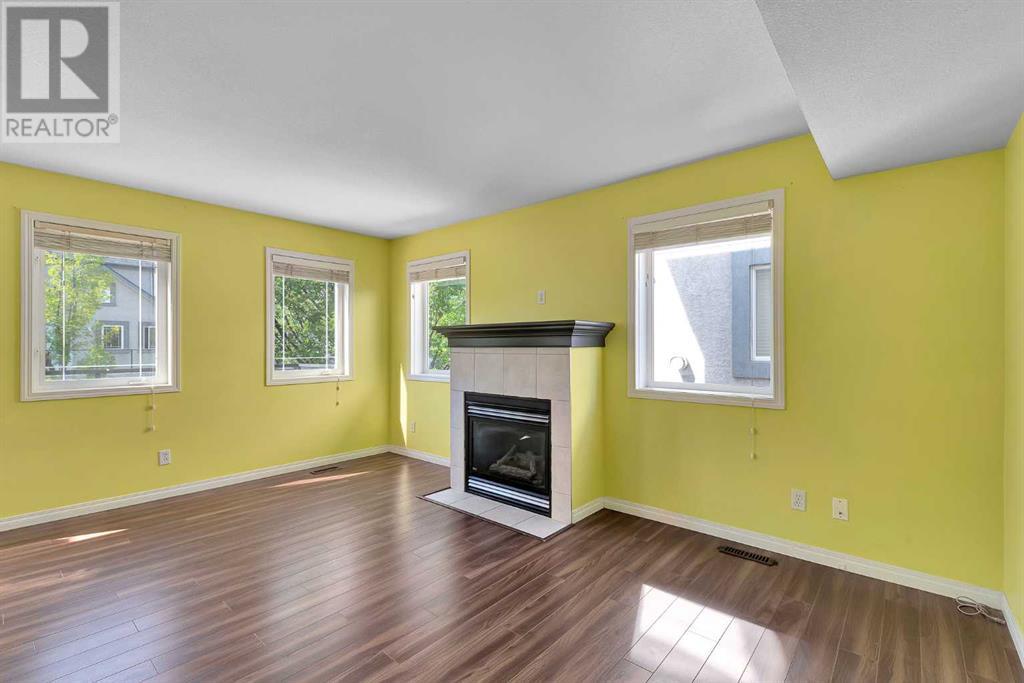 Single Family House for Sale in  Simcoe Place SW Signal Hill Calgary 