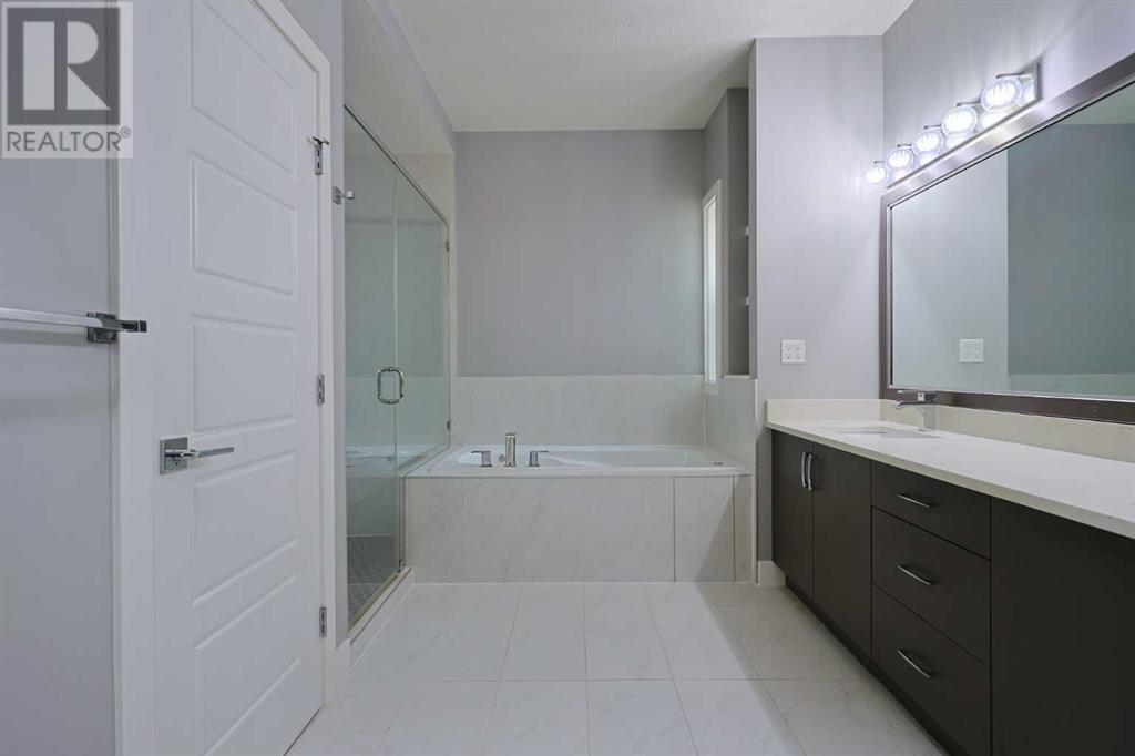 Single Family House for Sale in   Avenue NW Capitol Hill Calgary 