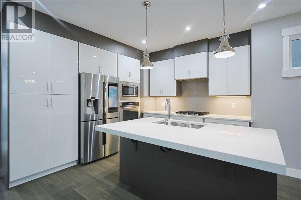 Single Family House for Sale in   Avenue NW Capitol Hill Calgary 