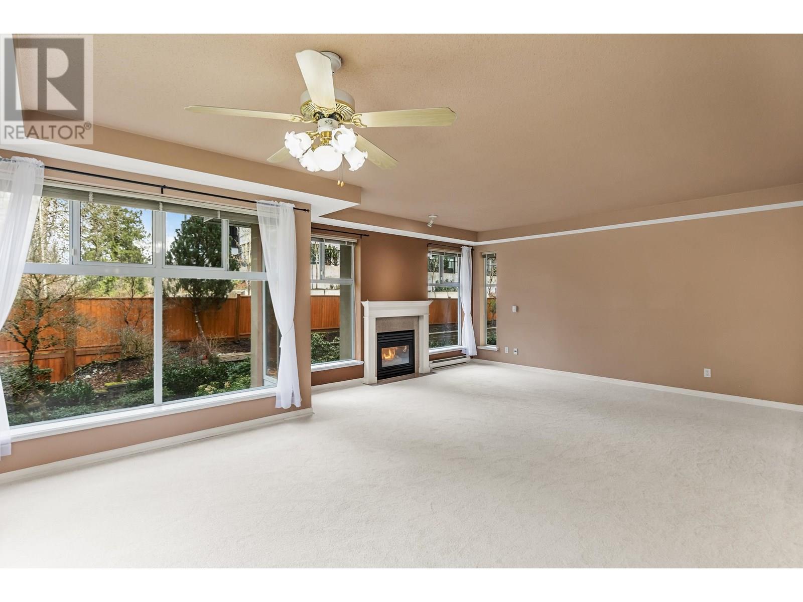 Photo 3 of 205 11609 227 Street, Maple Ridge BC