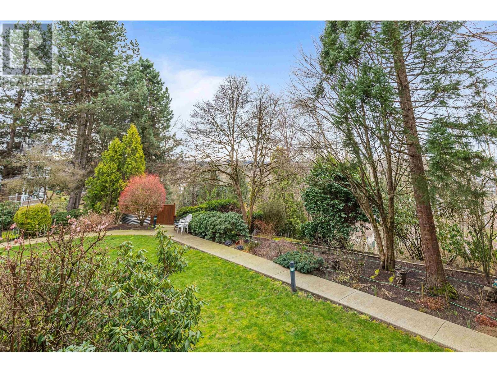 Photo 30 of 205 11609 227 Street, Maple Ridge BC