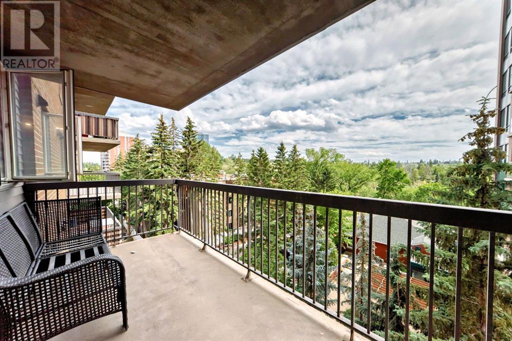 Single Family House for Sale in    Avenue SW Mission Calgary 