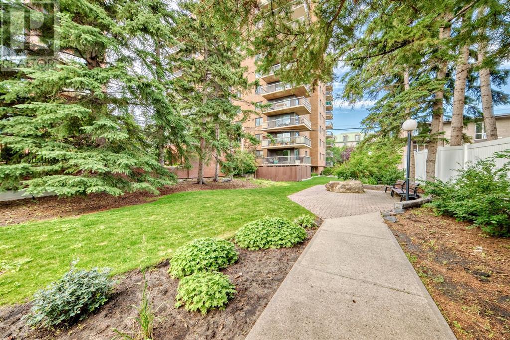 Single Family House for Sale in    Avenue SW Mission Calgary 