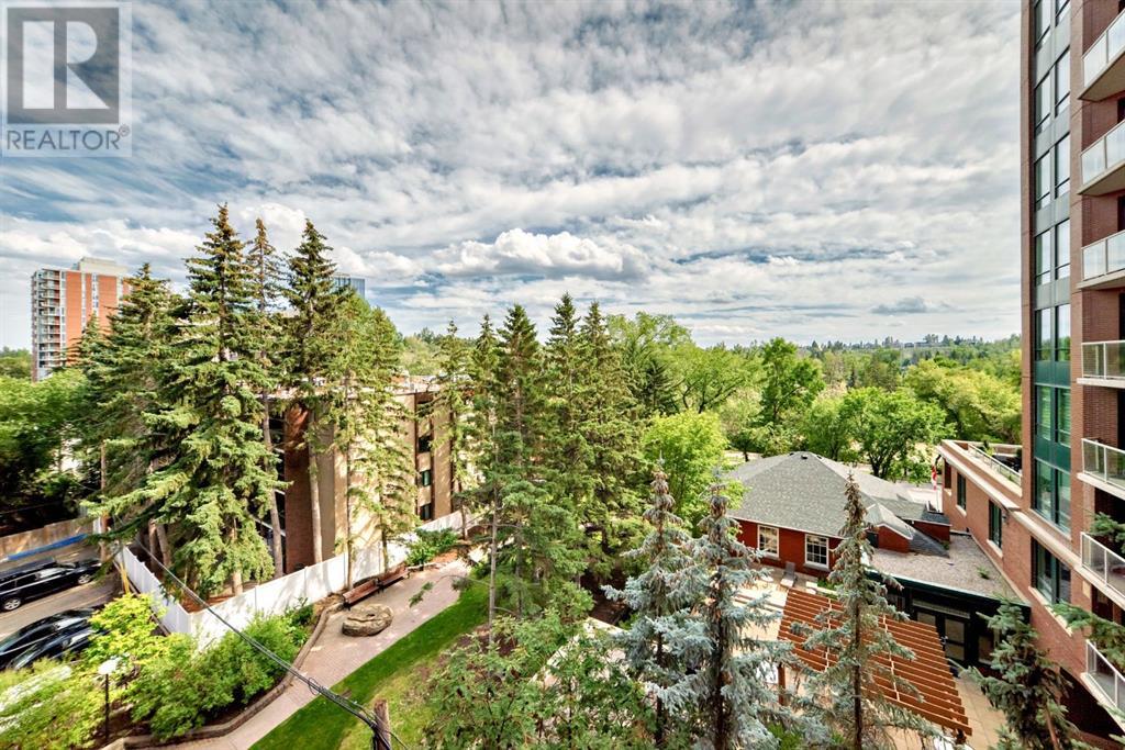 Single Family House for Sale in    Avenue SW Mission Calgary 