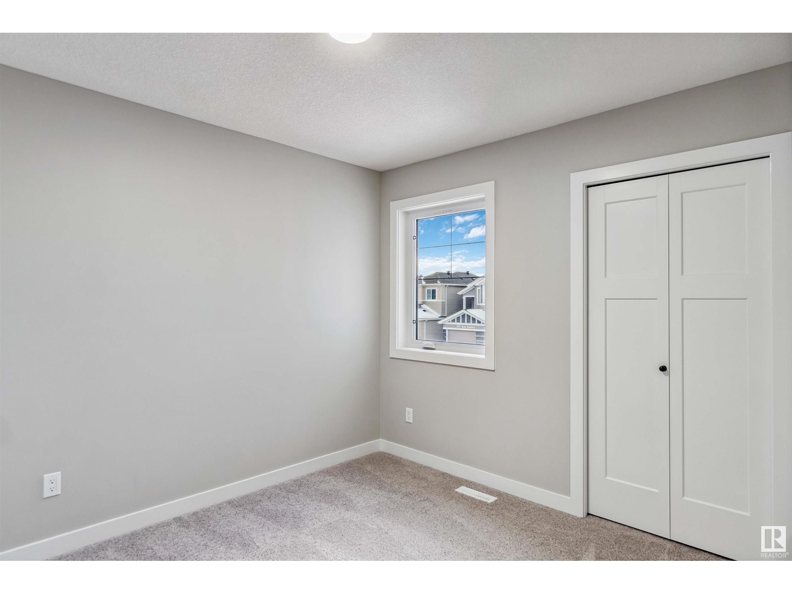Photo 33 of 1659 12 St Nw, Edmonton AB