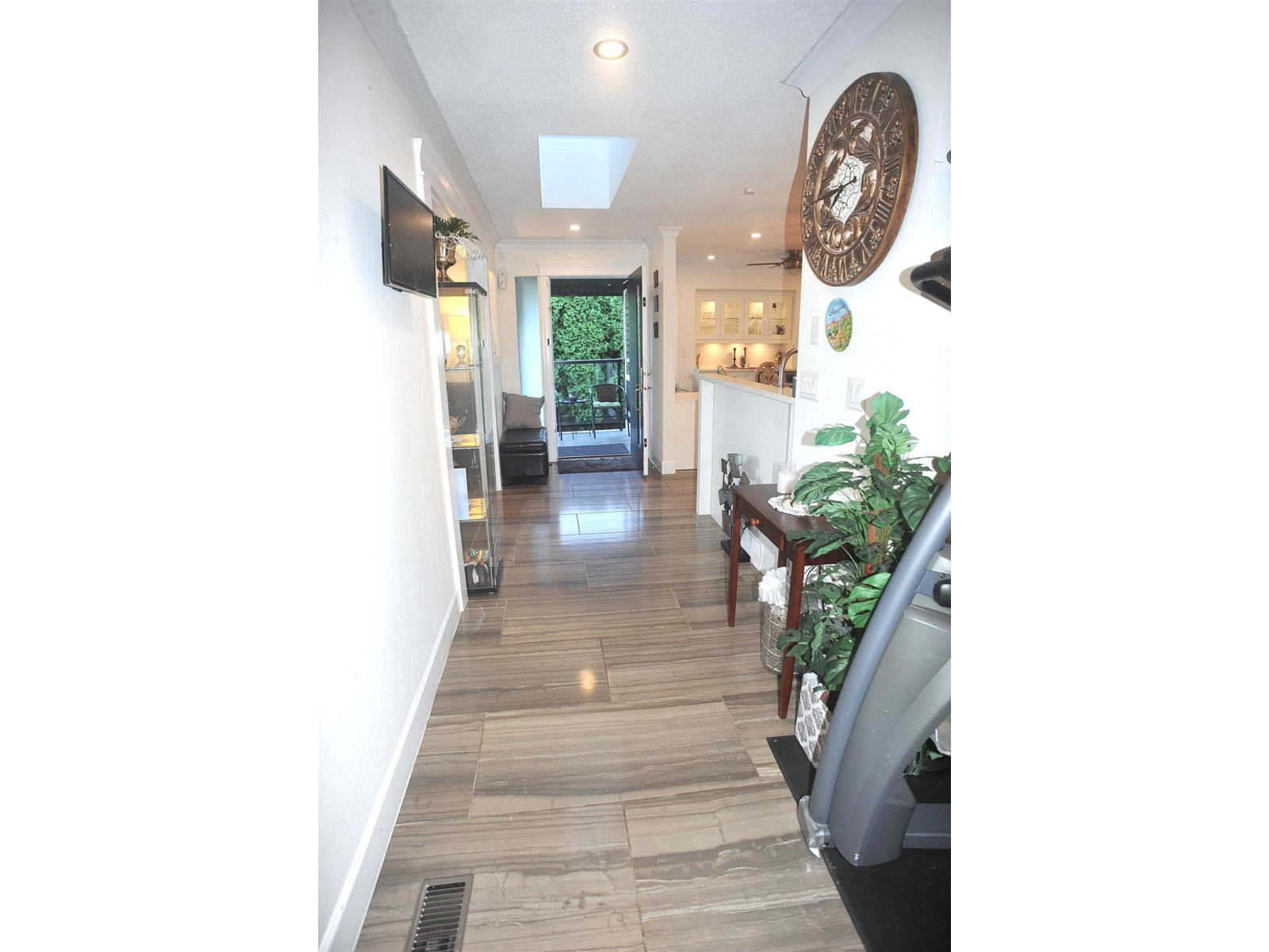 Photo 18 of 6193 191 A Street, Surrey BC