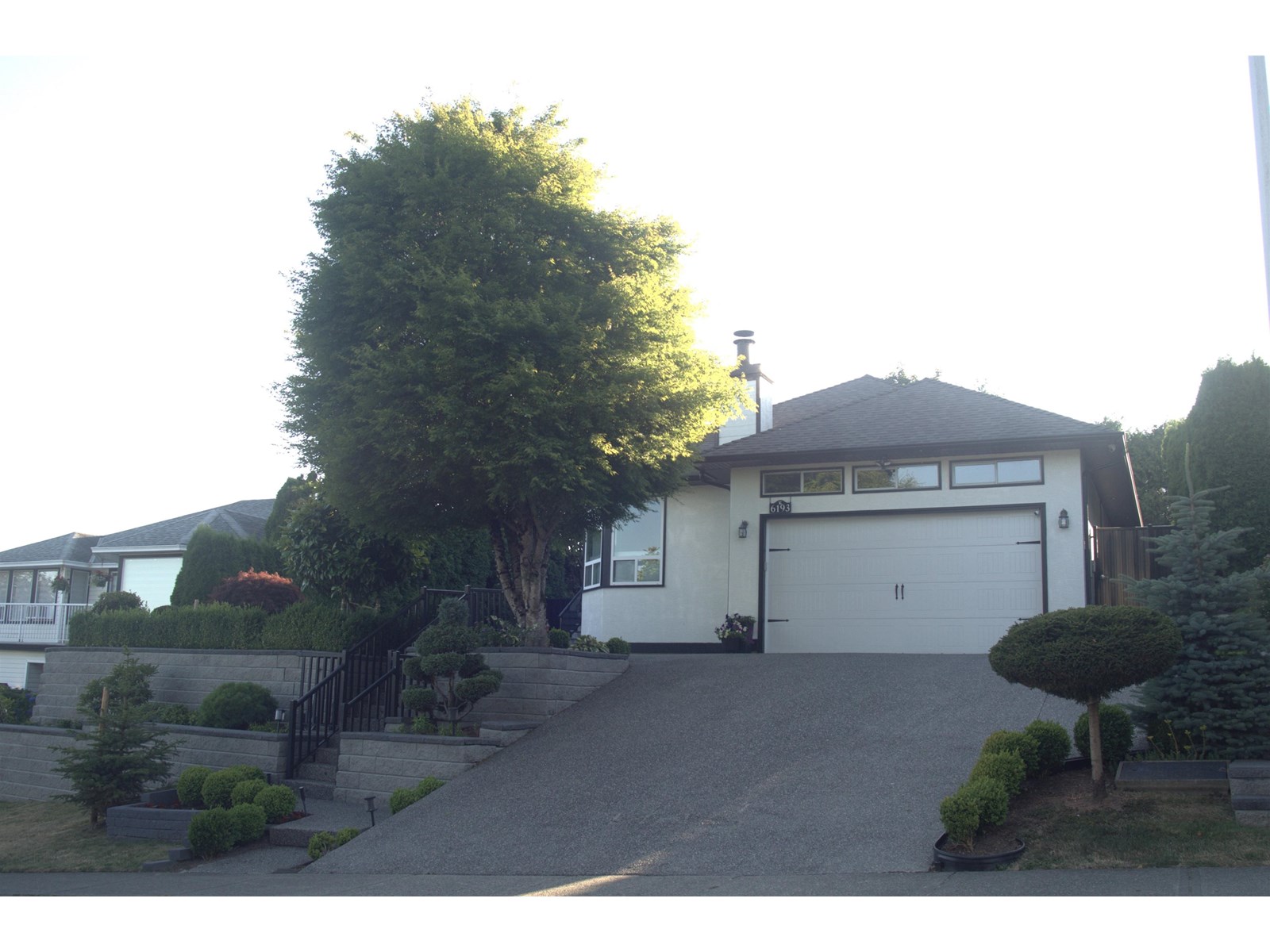 Photo 2 of 6193 191 A Street, Surrey BC