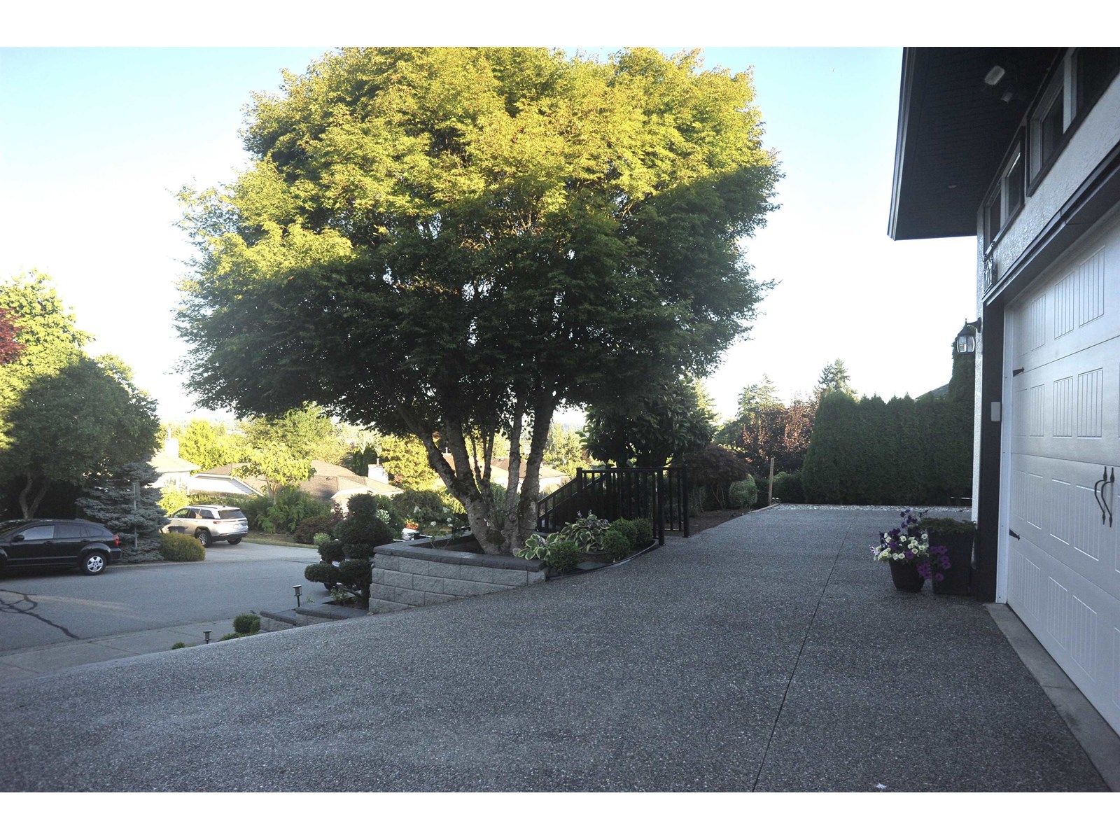 Photo 5 of 6193 191 A Street, Surrey BC