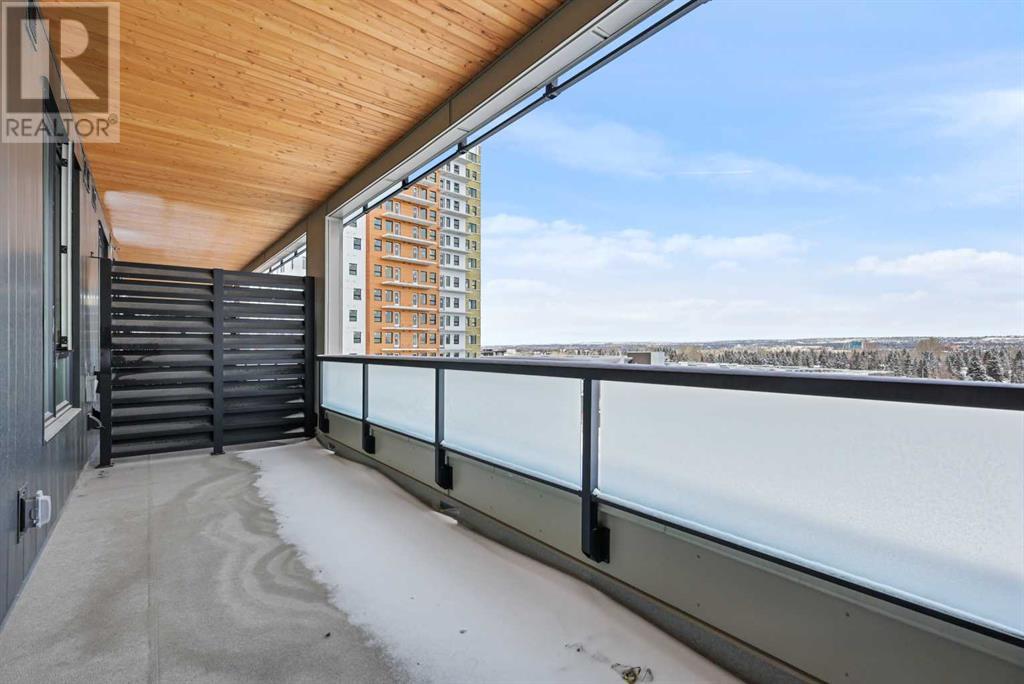 Single Family House for Sale in   University Avenue NW University District Calgary 