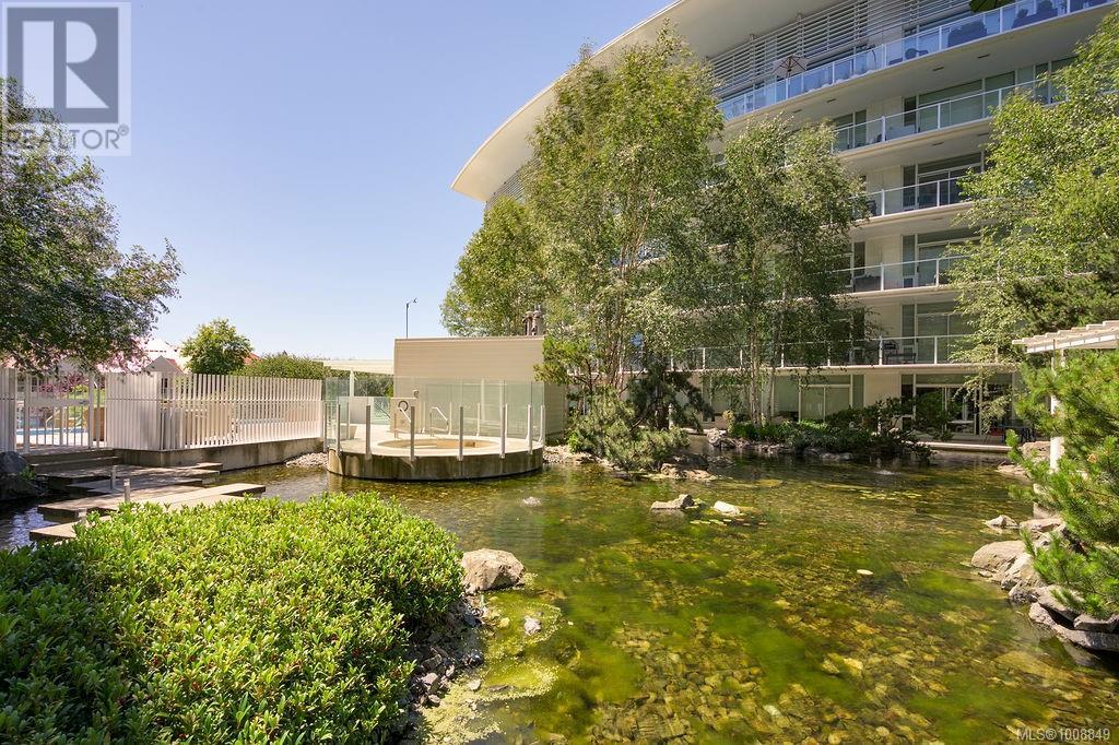 302 66 SONGHEES Rd, Victoria