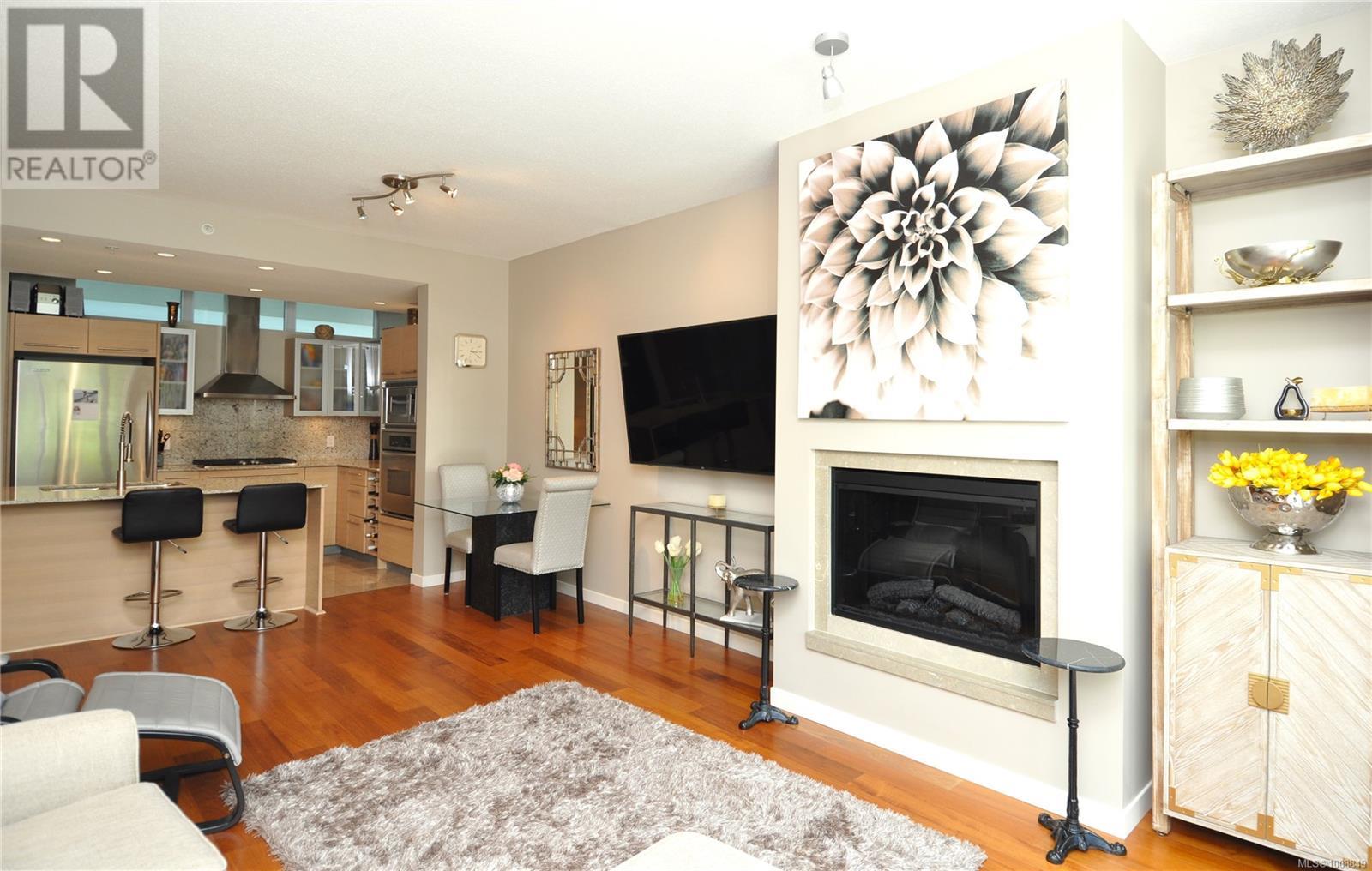 302 66 SONGHEES Rd, Victoria