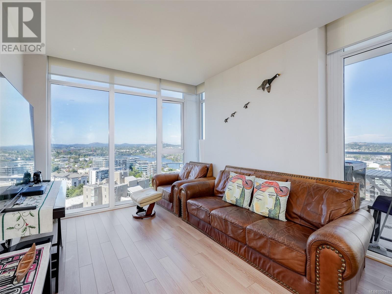 Photo 2 of 1705 83 Saghalie Rd, Victoria BC