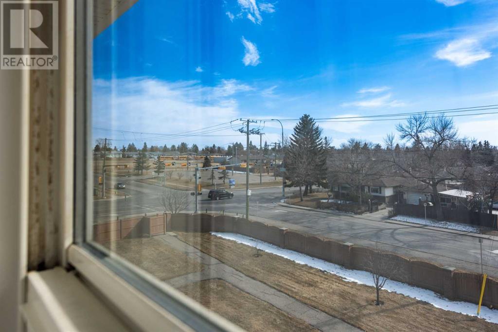 Single Family House Multi-level for Sale in #   Avenue NE Mayland Heights Calgary 