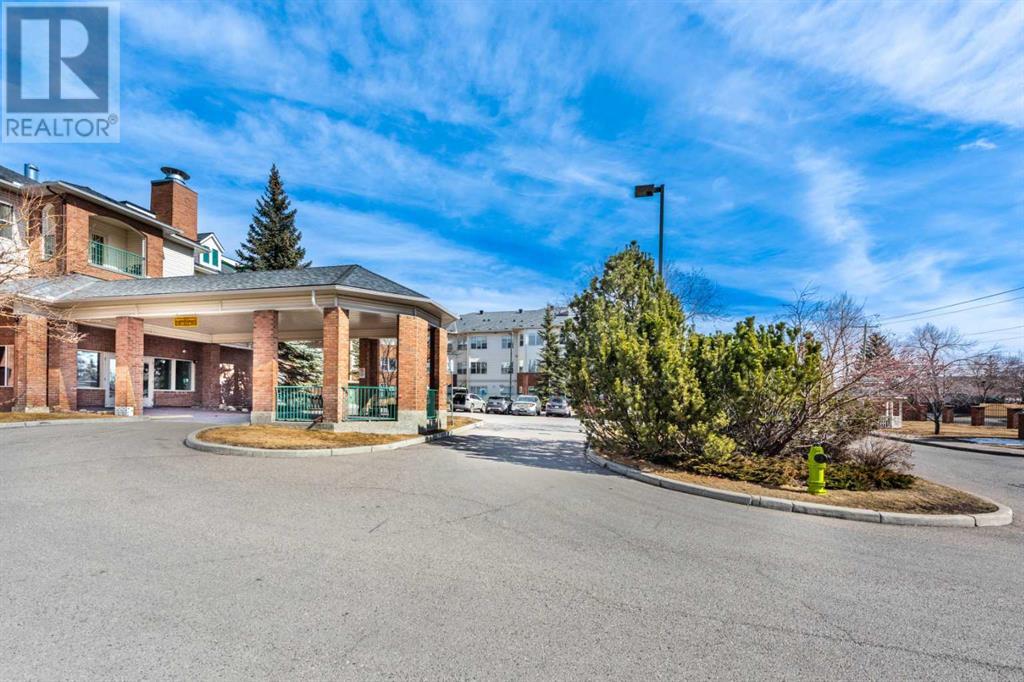 Single Family House Multi-level for Sale in #   Avenue NE Mayland Heights Calgary 