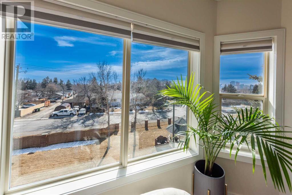 Single Family House Multi-level for Sale in #   Avenue NE Mayland Heights Calgary 