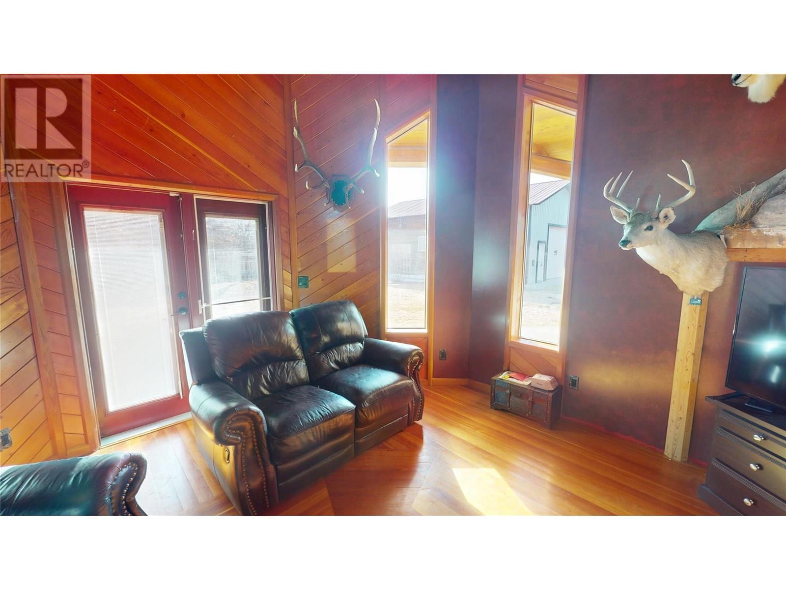 6228 TAMARACK Road, Wasa