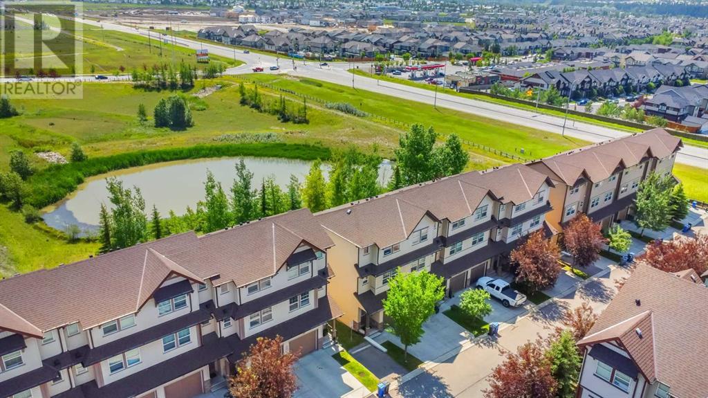 13, 28 HERITAGE DRIVE - 6