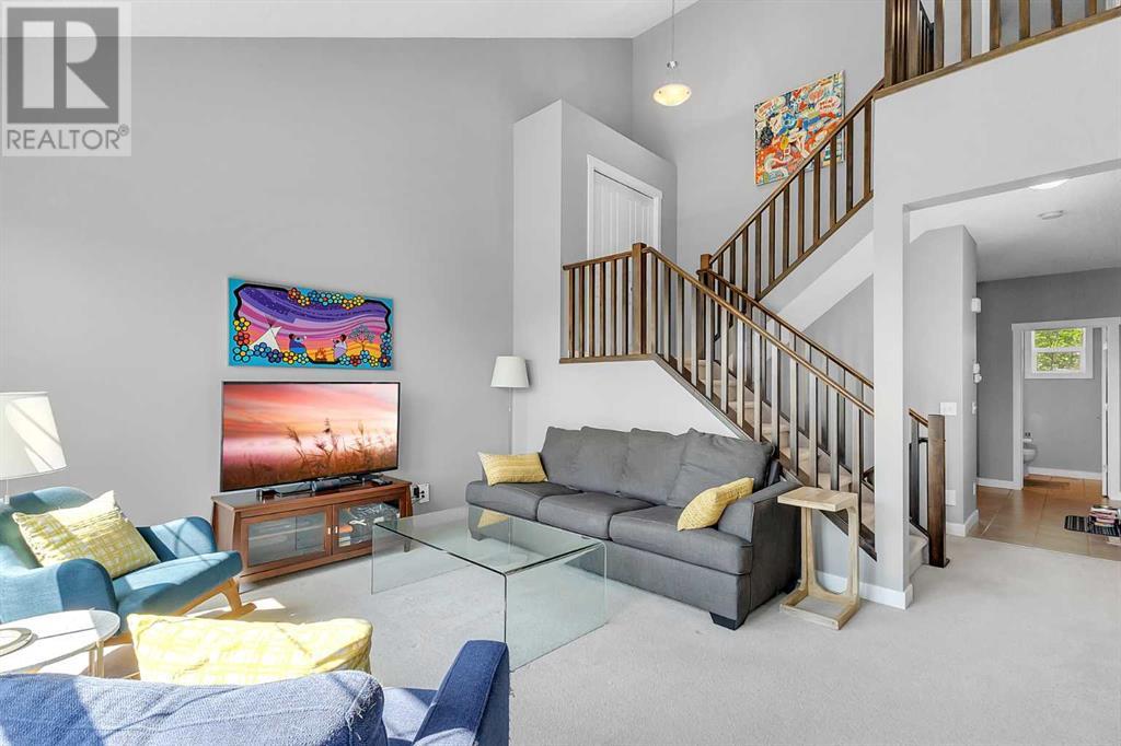 13, 28 HERITAGE DRIVE - 16