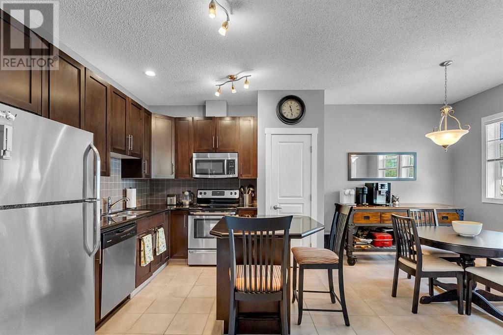 13, 28 HERITAGE DRIVE - 21
