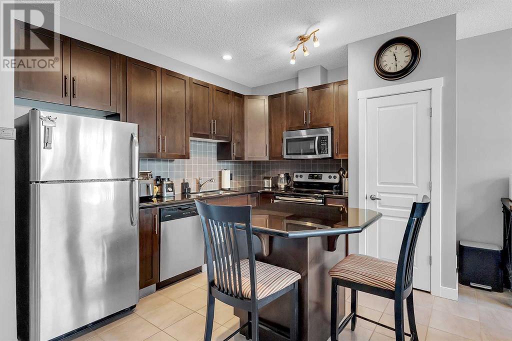 13, 28 HERITAGE DRIVE - 31