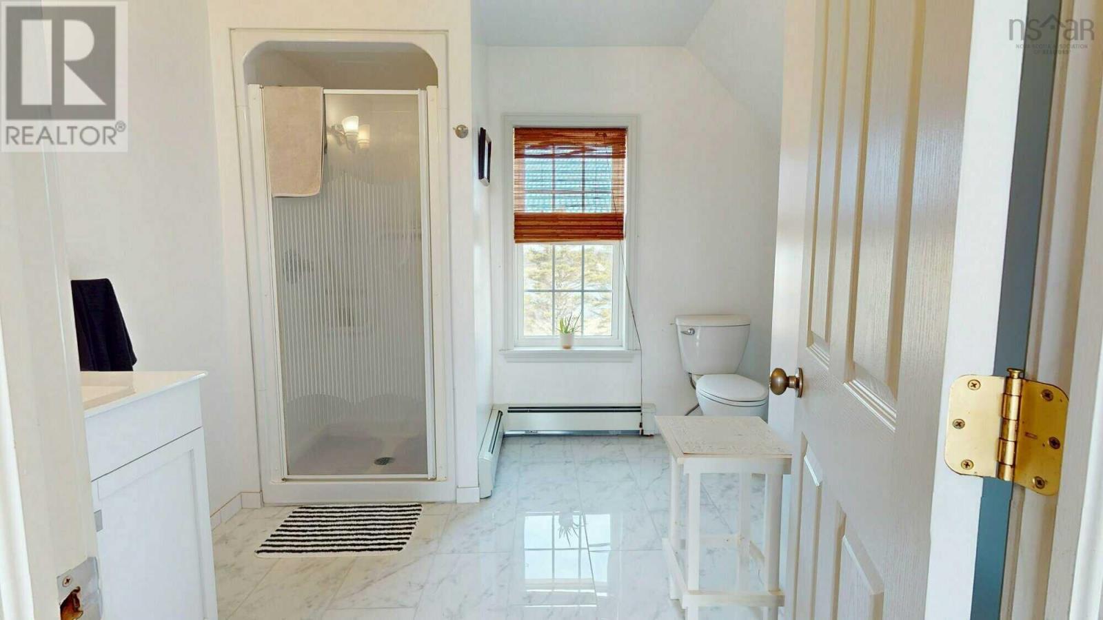 Property 20 of 21 of 18 Harbourview Drive