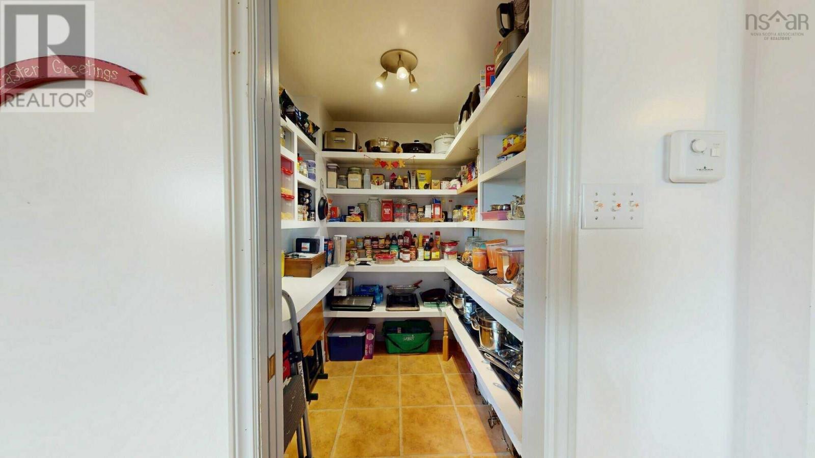 Property 16 of 21 of 18 Harbourview Drive