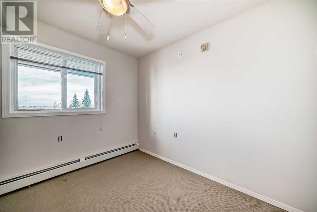 Single Family House Low rise for Sale in   Somervale Court SW Somerset Calgary 
