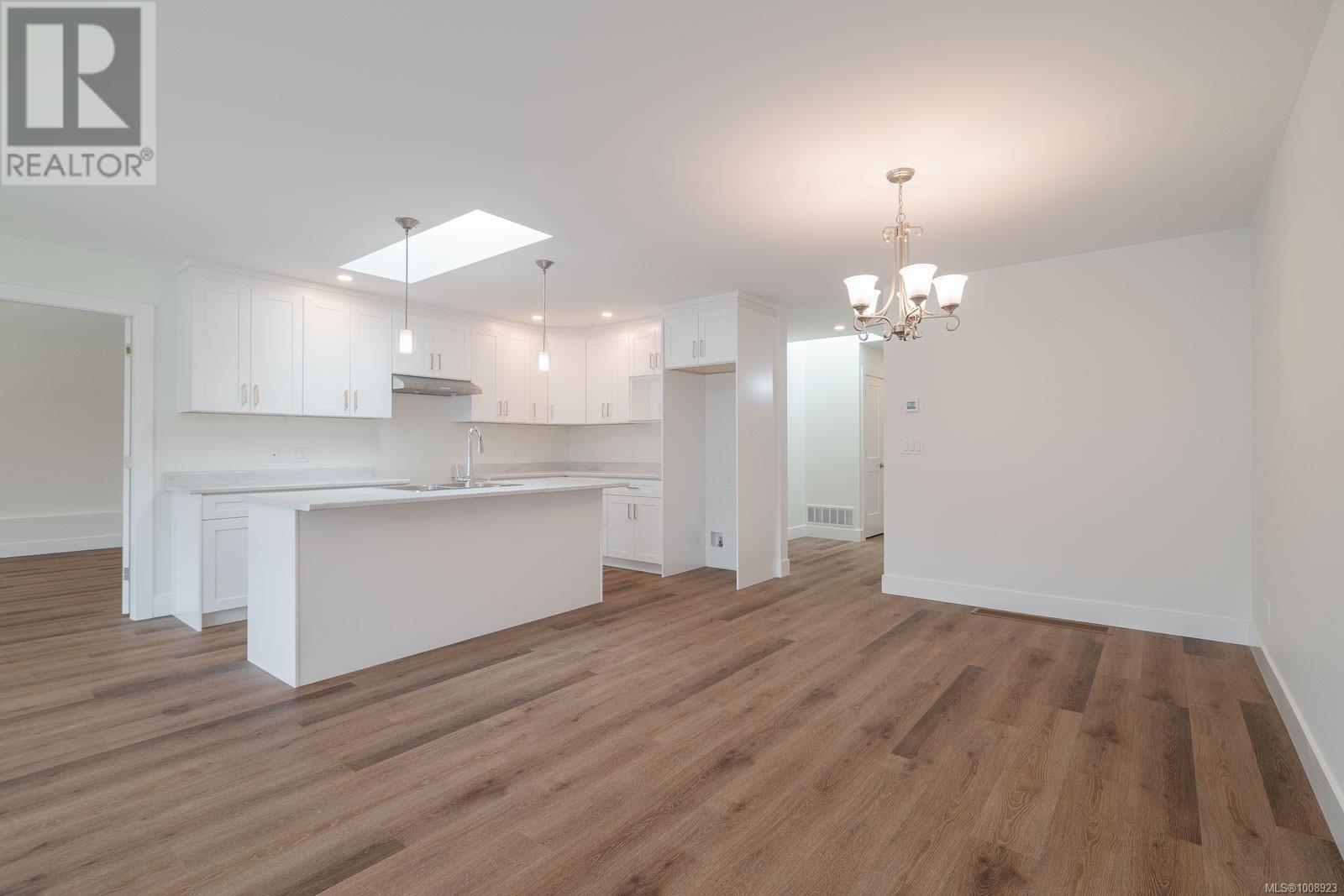 8 3774 12th Ave, Port Alberni