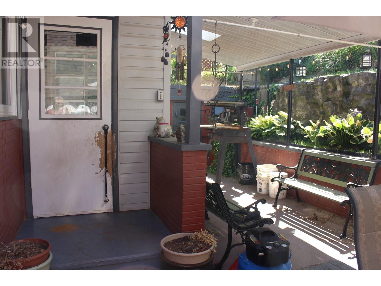 154 Kitchener Street, Trail