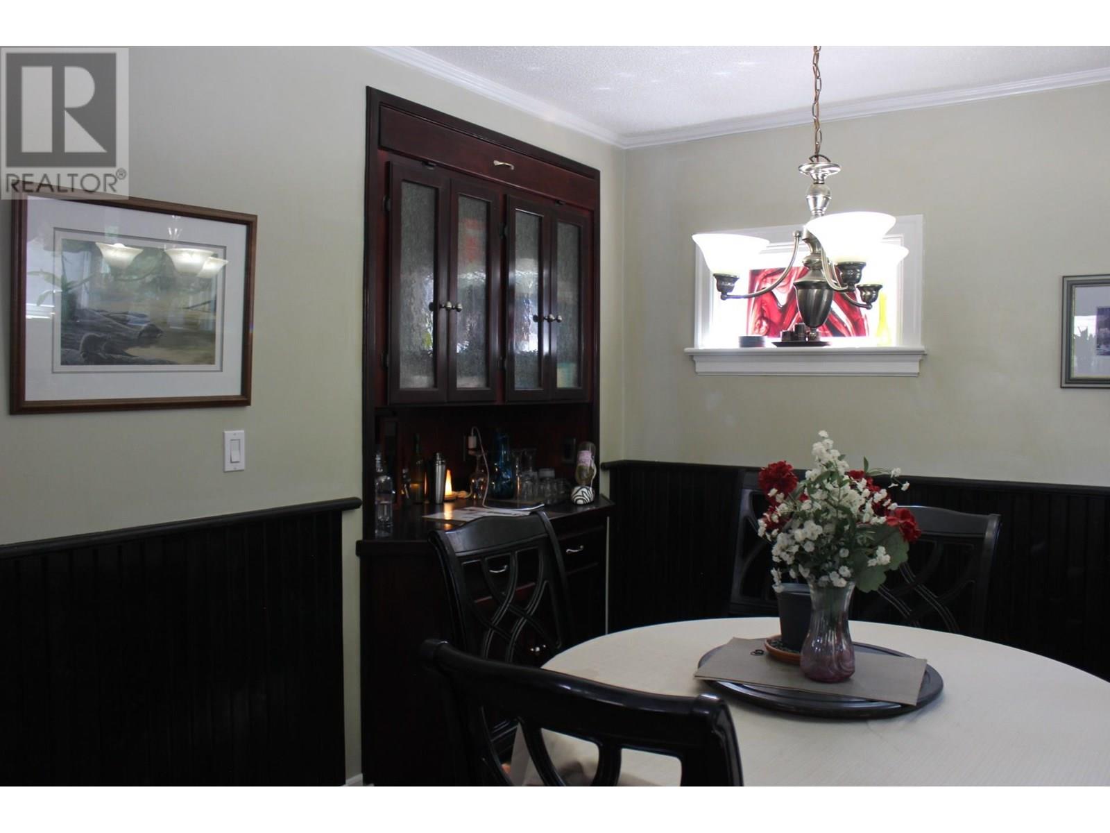 154 Kitchener Street, Trail