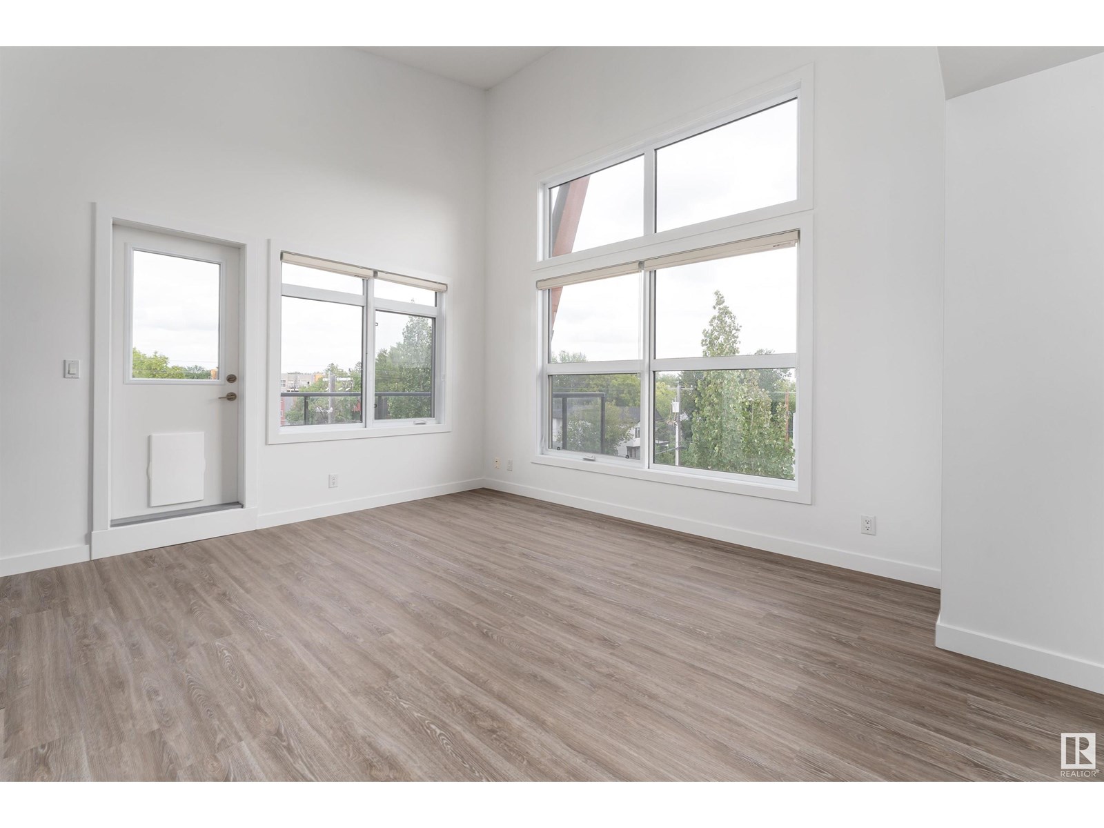 Photo 13 of 403 9908 84 Av Nw, Edmonton AB