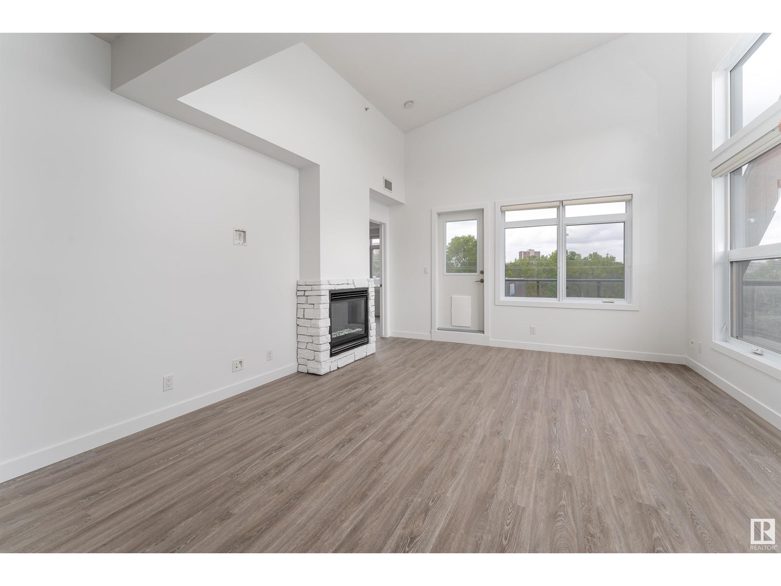 Photo 14 of 403 9908 84 Av Nw, Edmonton AB