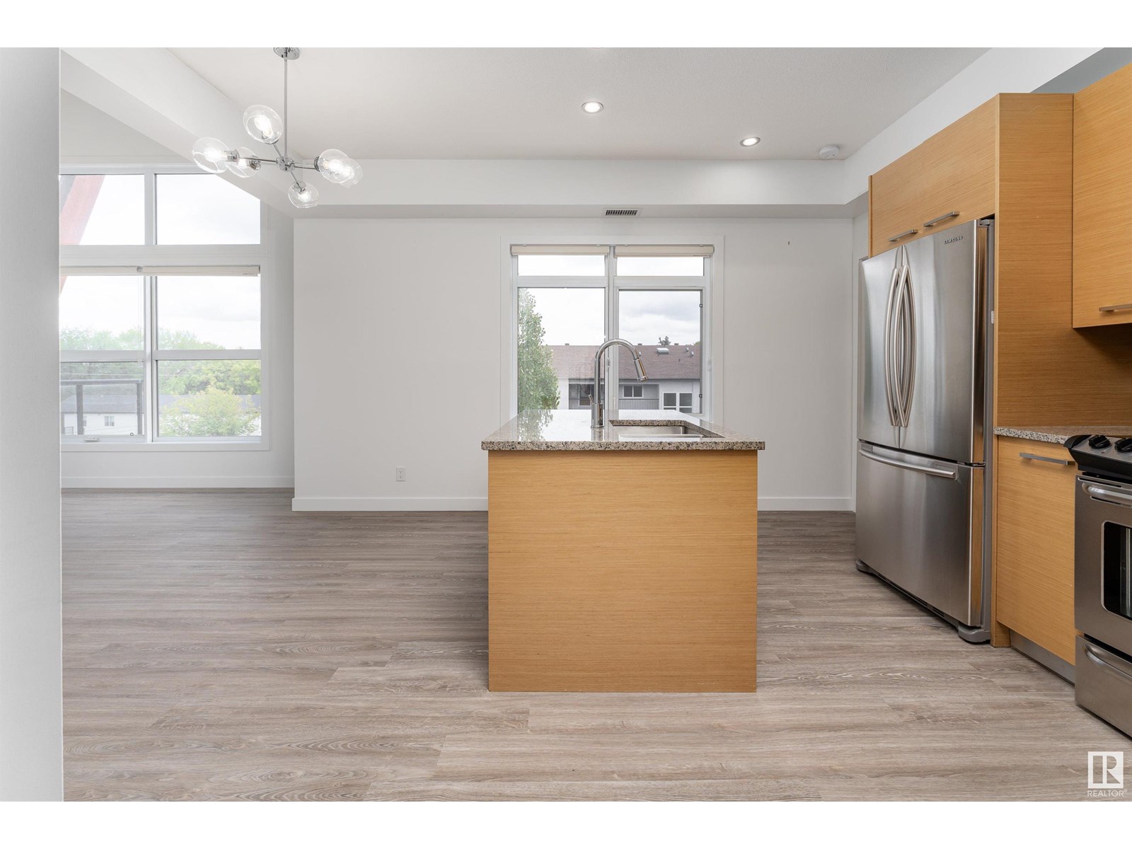 Photo 5 of 403 9908 84 Av Nw, Edmonton AB