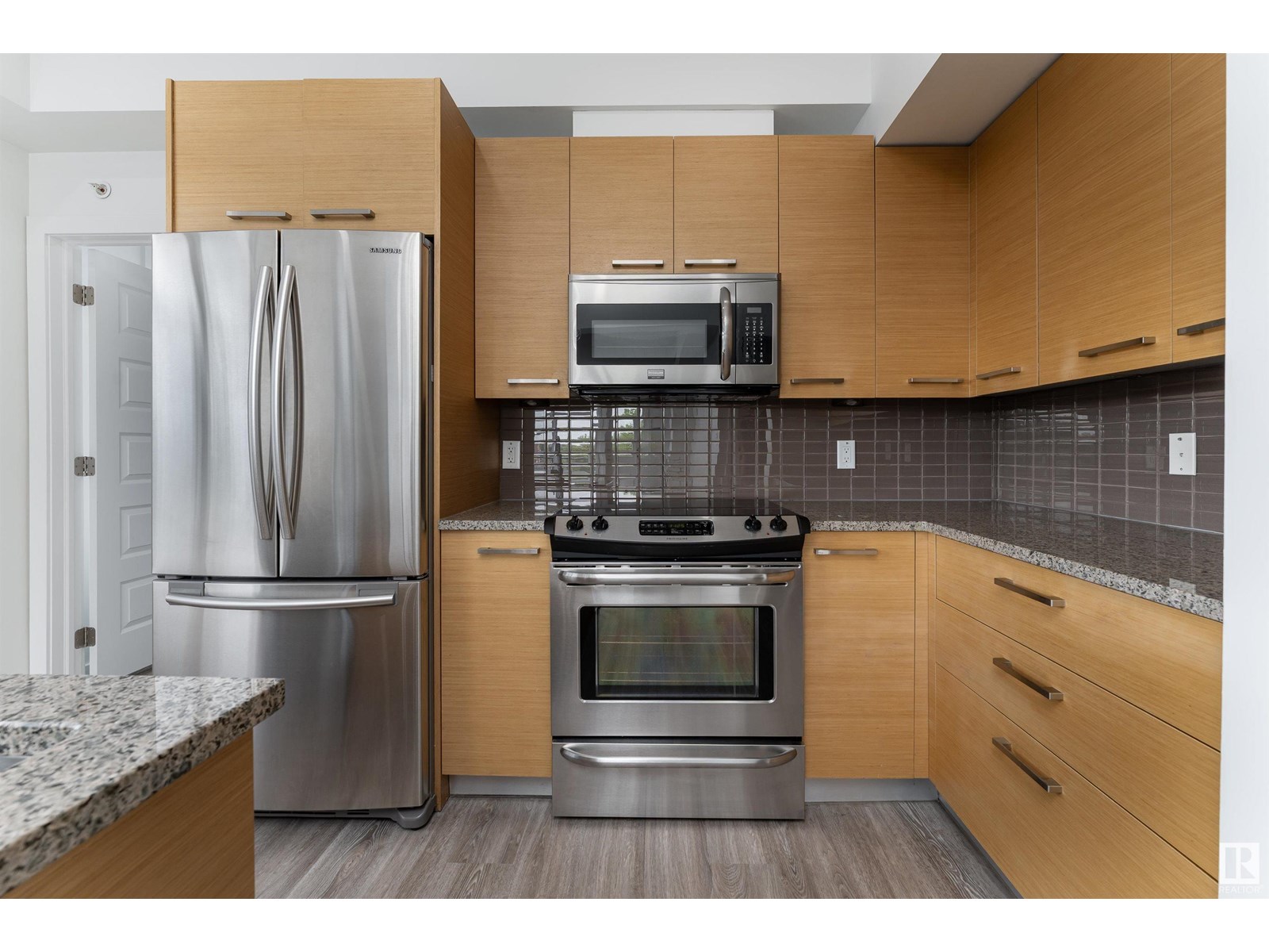 Photo 9 of 403 9908 84 Av Nw, Edmonton AB