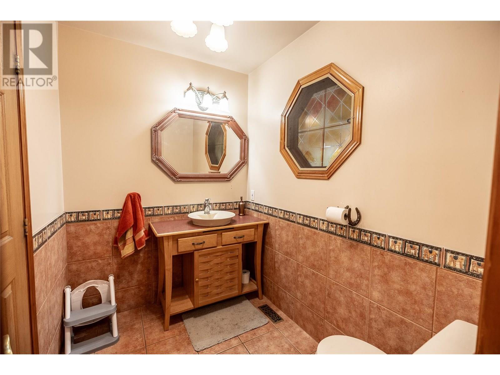 Photo 33 of 392 Teal Road, Kamloops BC