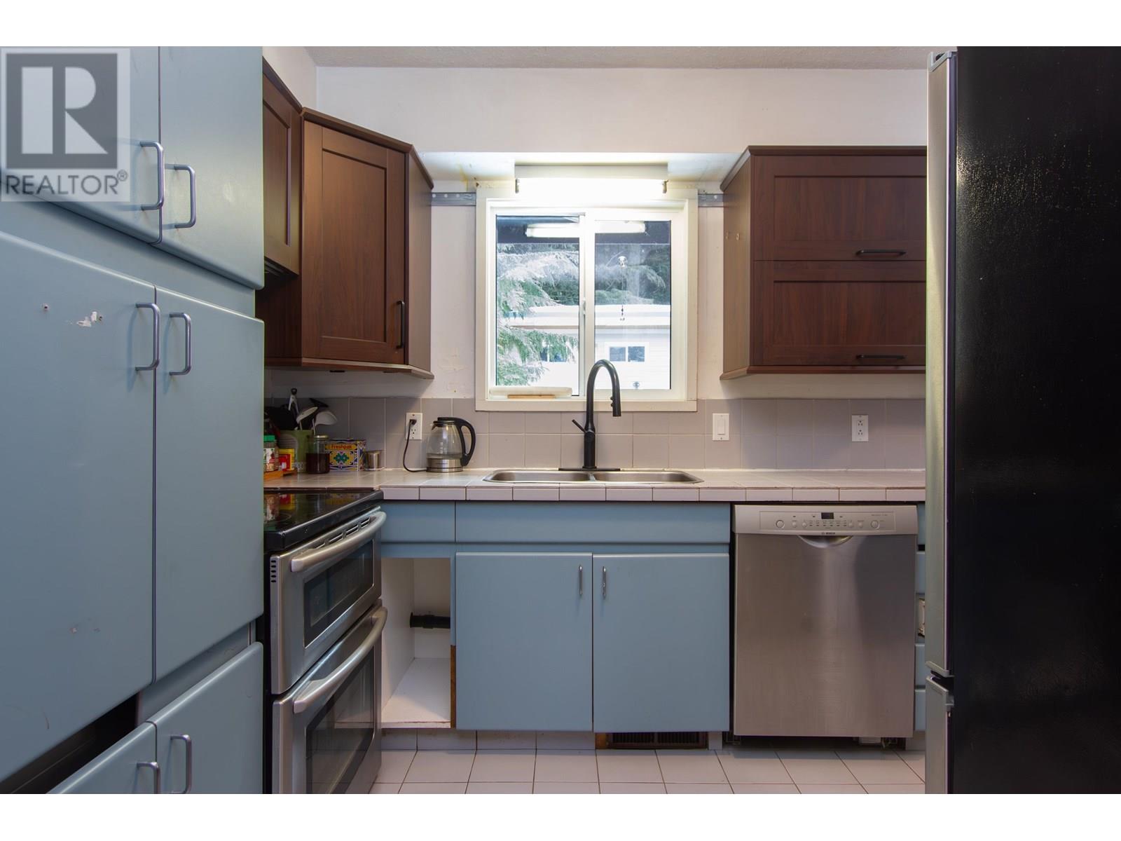 3106 TYROL CRESCENT, Whistler
