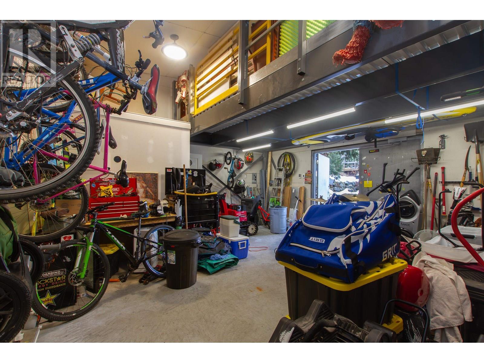 3106 TYROL CRESCENT, Whistler