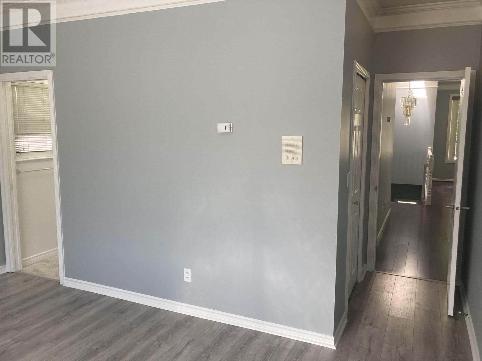 Photo 12 of Upper 2956 E 16th, Vancouver BC