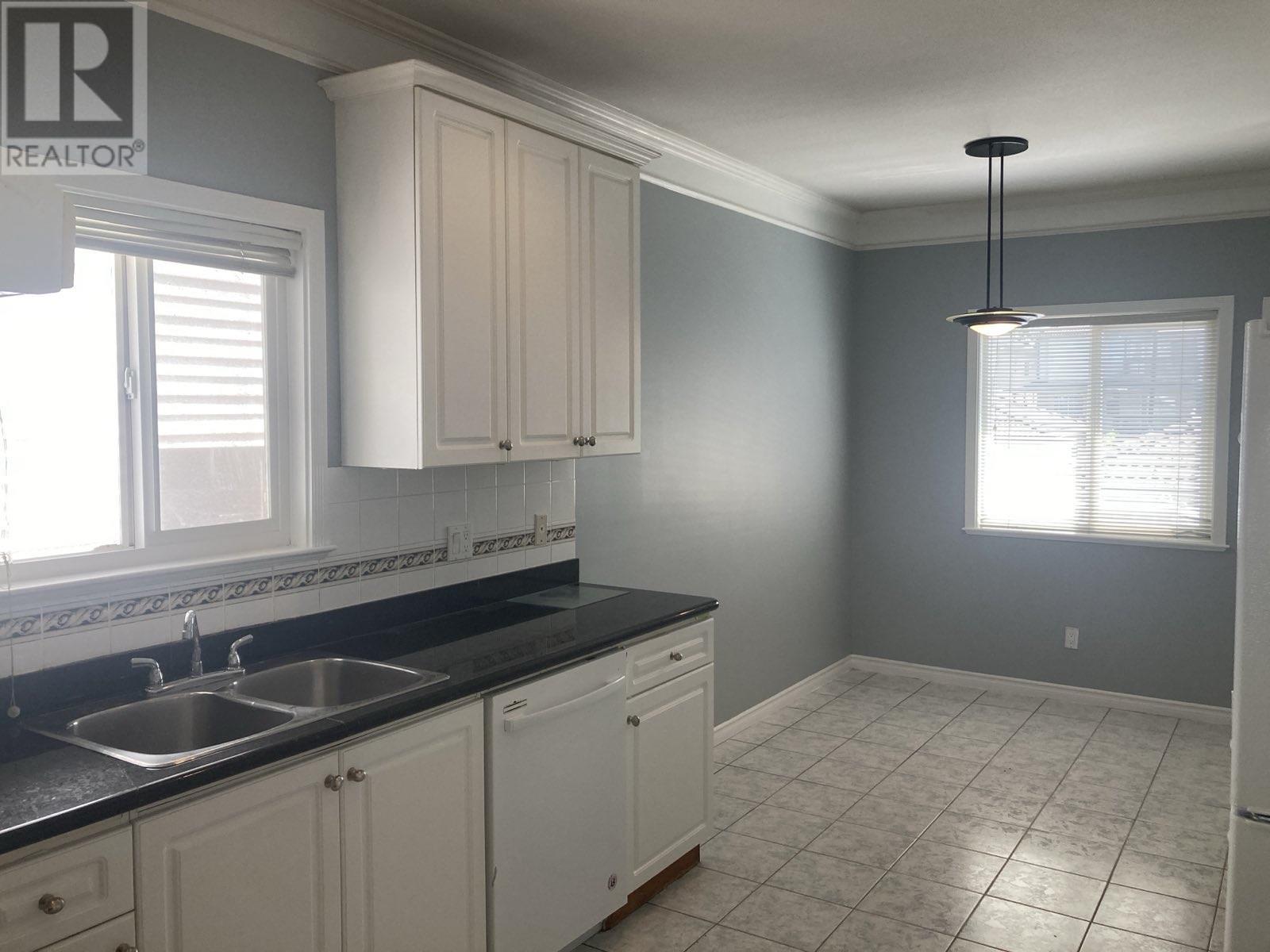 Photo 16 of Upper 2956 E 16th, Vancouver BC