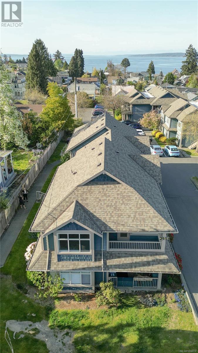 Photo 4 of 201 A 2951 Oak St, Chemainus BC