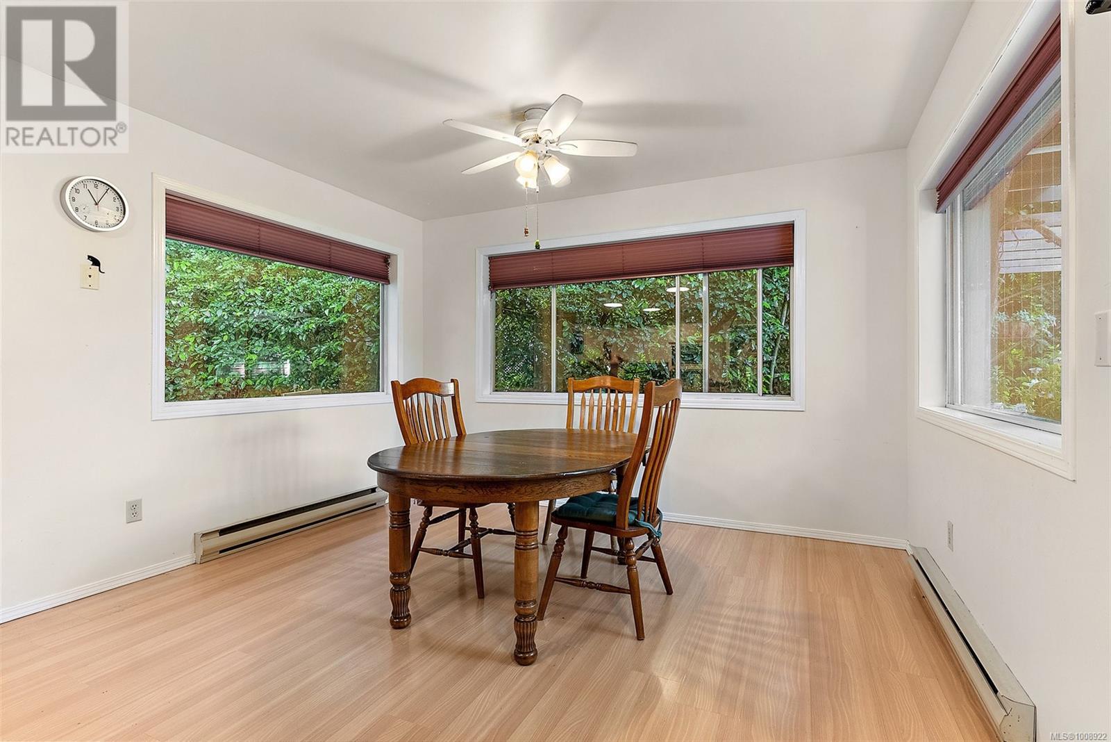 Single Family House for Sale in  West Saanich Rd Saanich 