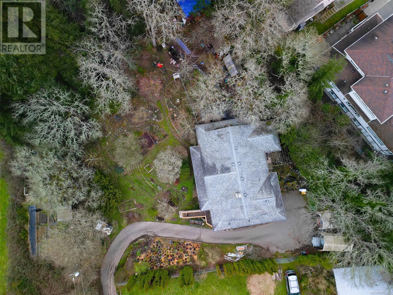 Single Family House for Sale in  West Saanich Rd Saanich 