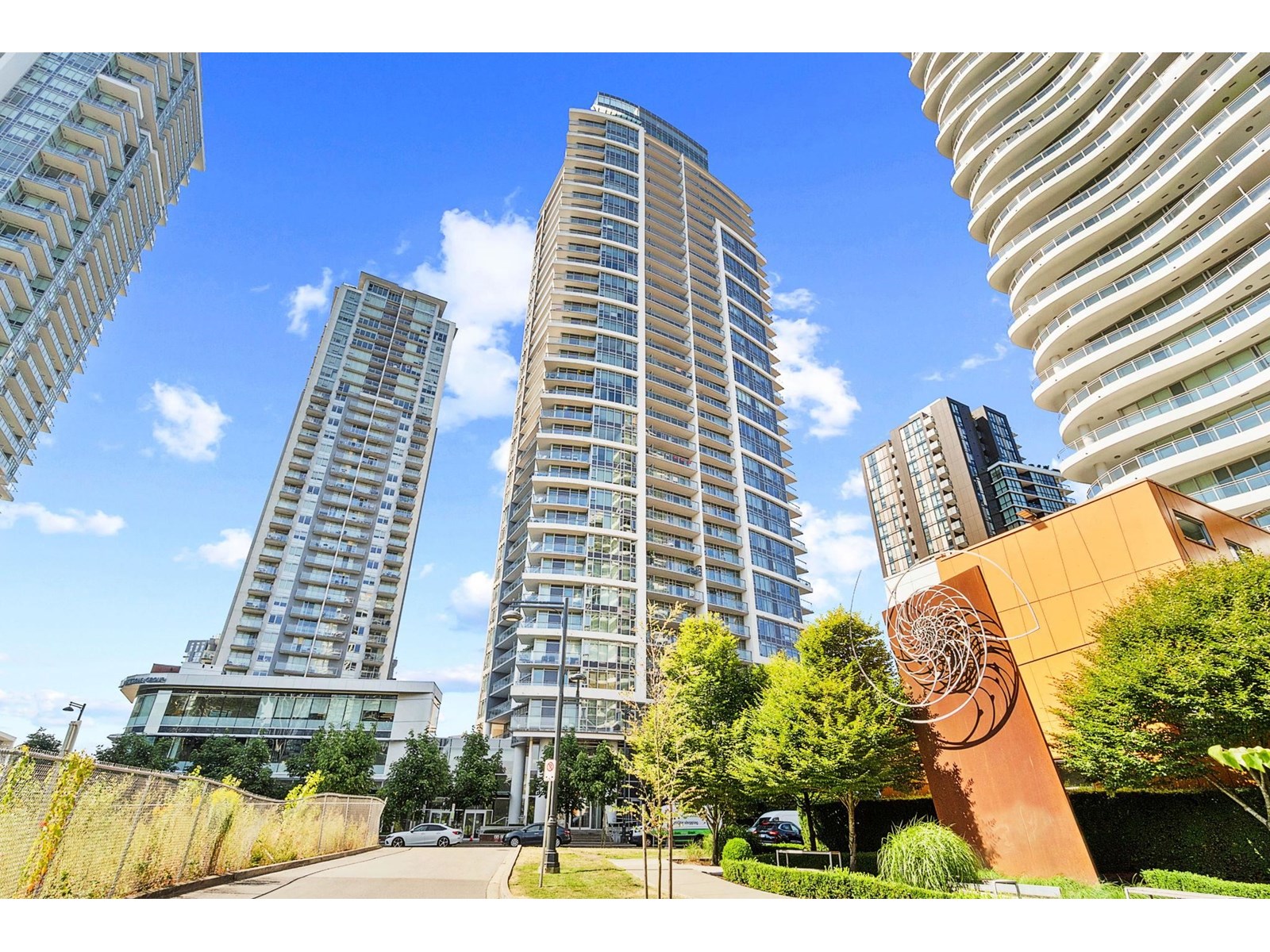 Photo 1 of 1010 13308 Central Avenue, Surrey BC