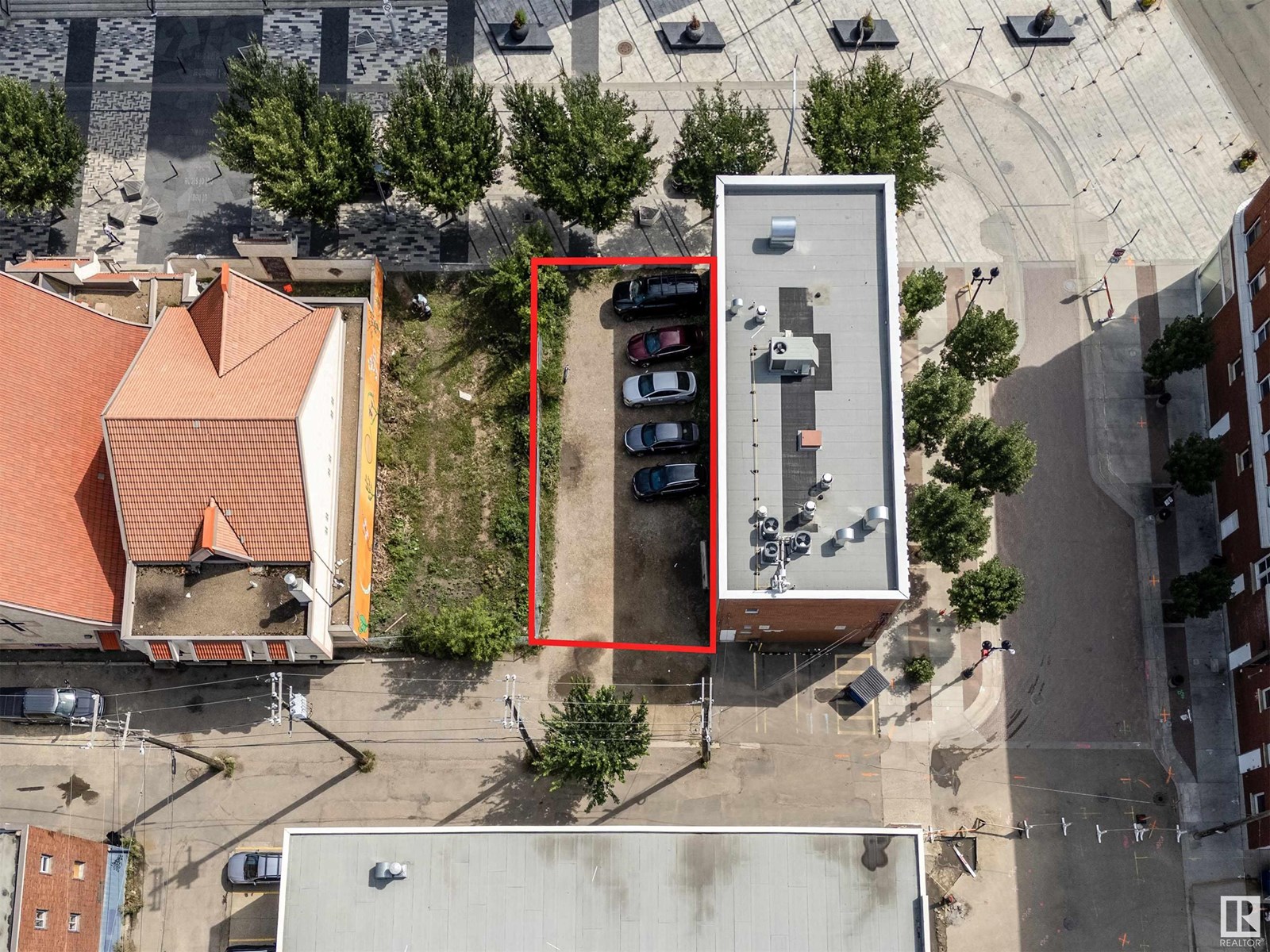 Photo 1 of 10134 96 St Nw, Edmonton AB