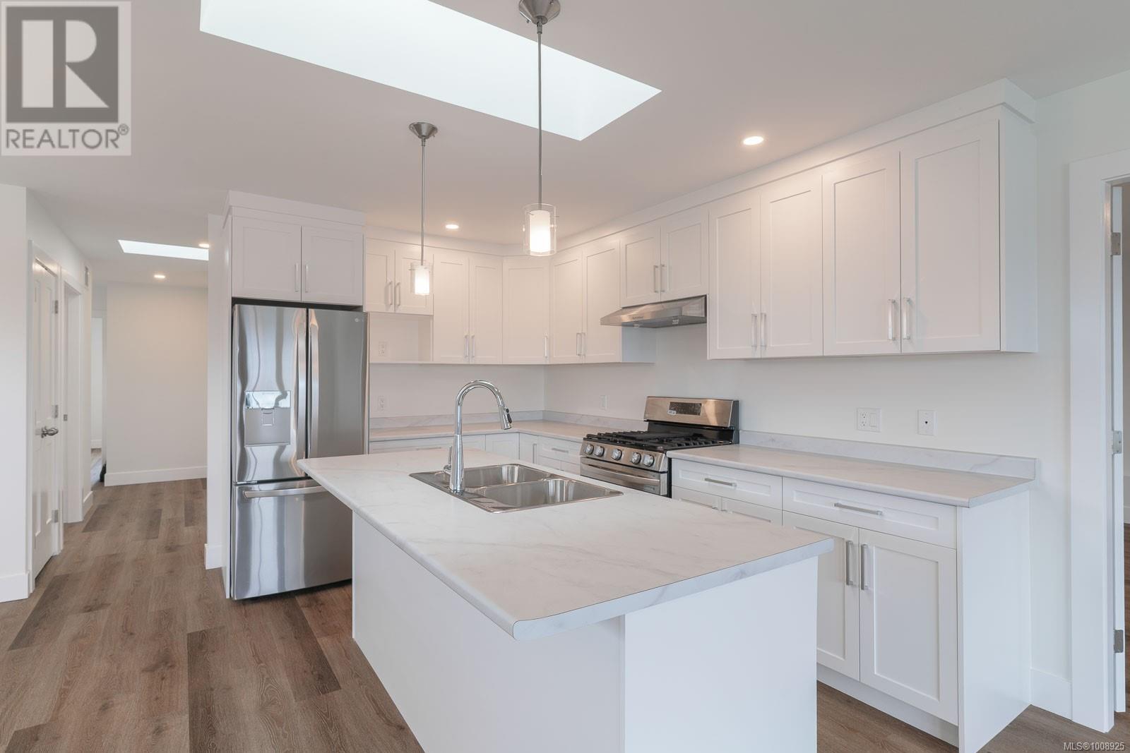 10 3774 12th Ave, Port Alberni