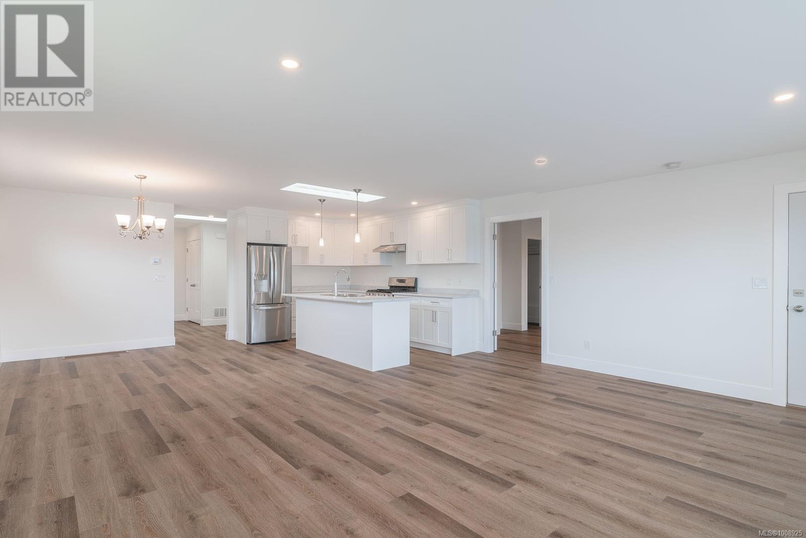10 3774 12th Ave, Port Alberni