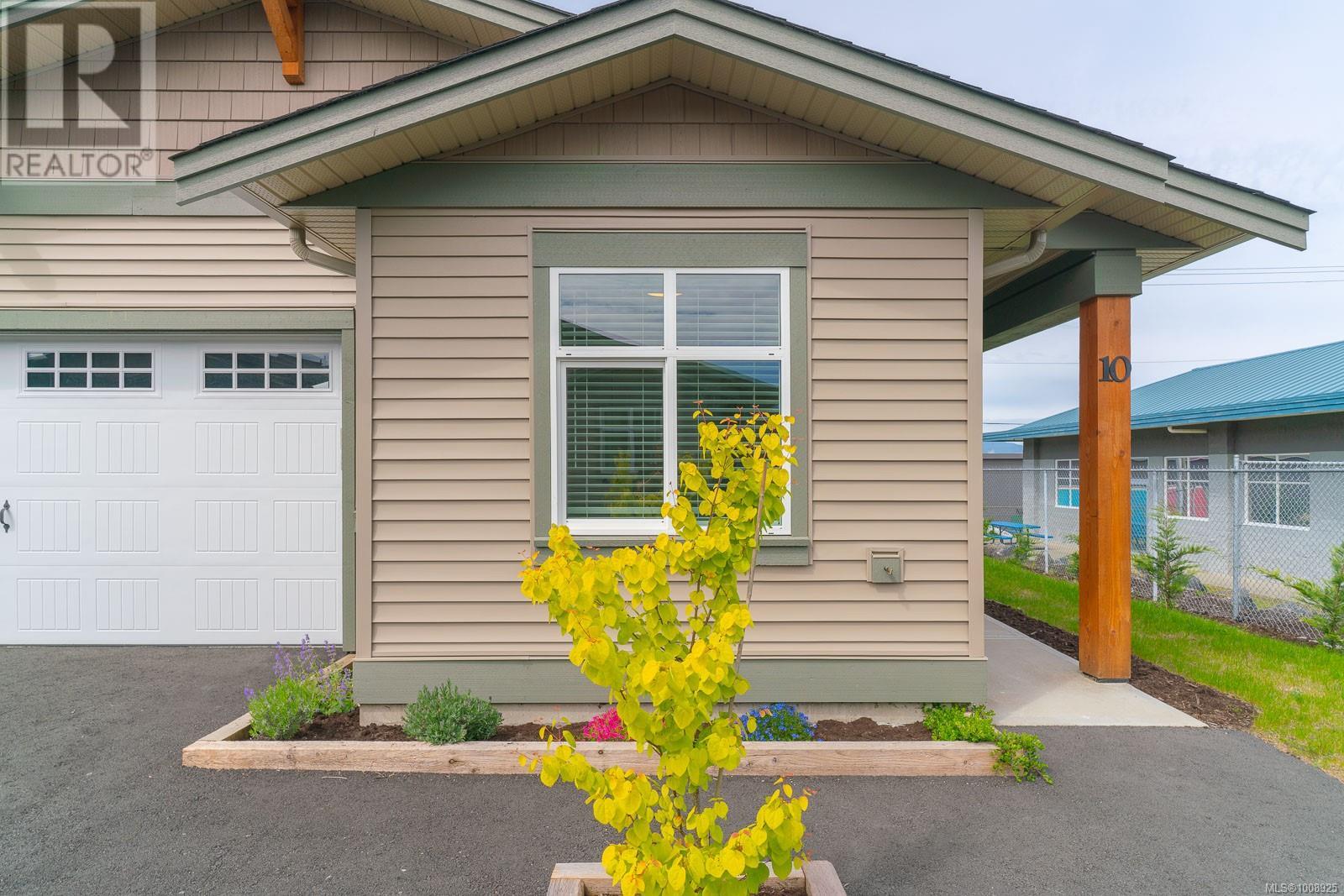 10 3774 12th Ave, Port Alberni