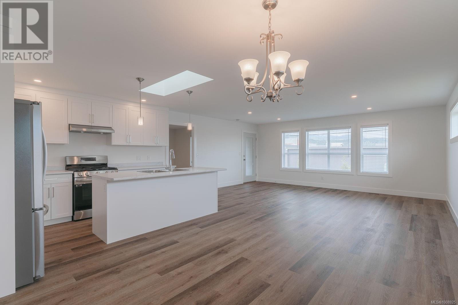 10 3774 12th Ave, Port Alberni